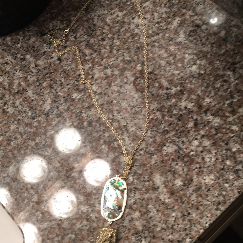 Kendra Scott necklace! Worn few times-like new